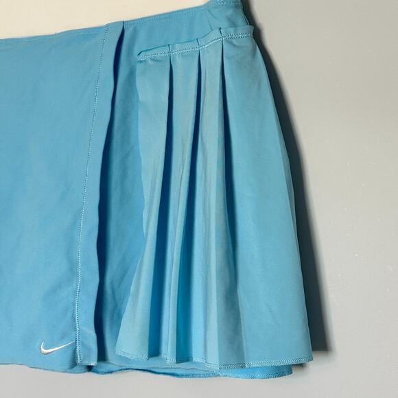 Nike Womens Tennis Skirt Size Medium Dri-Fit Skort Blue Slit Stretch Pull On - Picture 2 of 12